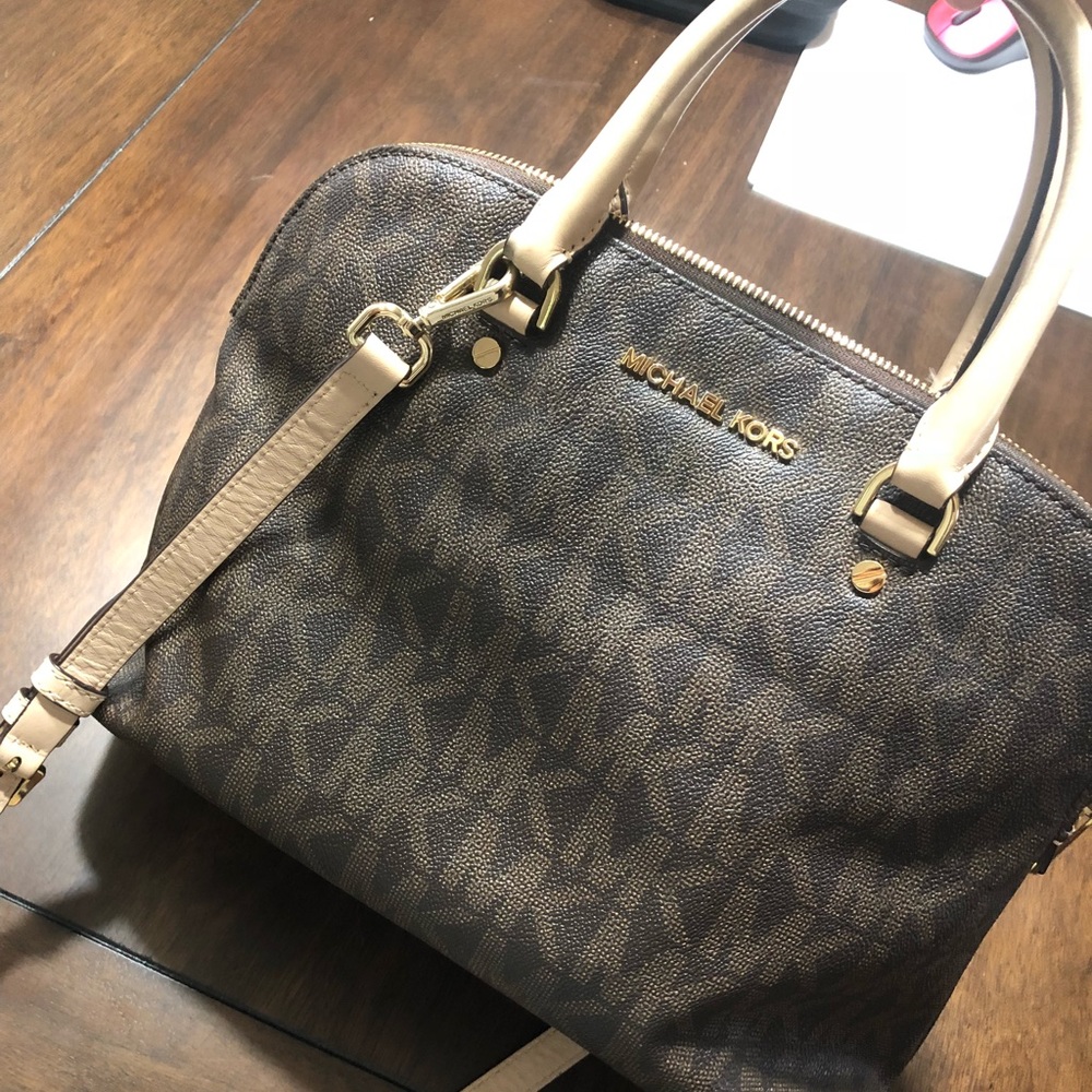 Michael Kors purse